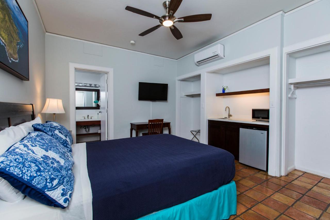 Sugar Apple Bed And Breakfast Christiansted Exterior photo